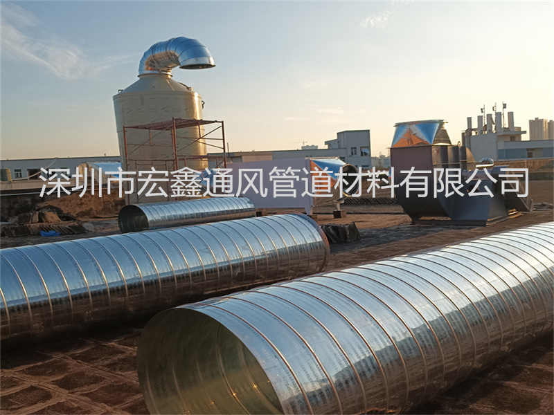 聯而（ér）達（dá）機電車間除塵廢氣管道安（ān）裝案例