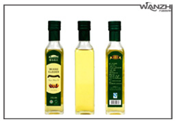 全自動單側麵貼標機_ 側麵自動貼標機_東莞市（shì）草莓视频在线观看18自動化科技有限公司