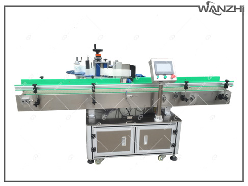 側麵自動貼標機, 單側（cè）麵貼標機生產廠家, 方瓶扁瓶多功能（néng）側麵貼標機